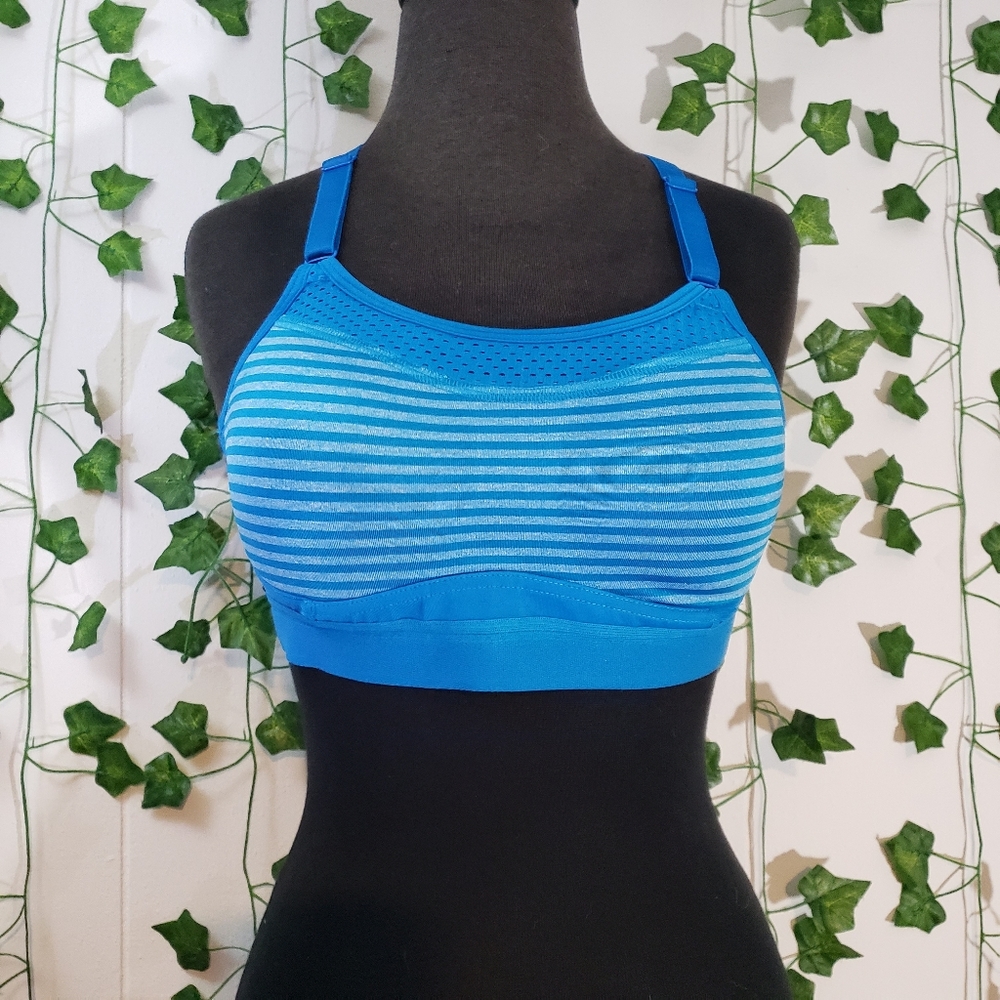 Champion  Show-Off Sports Bra
